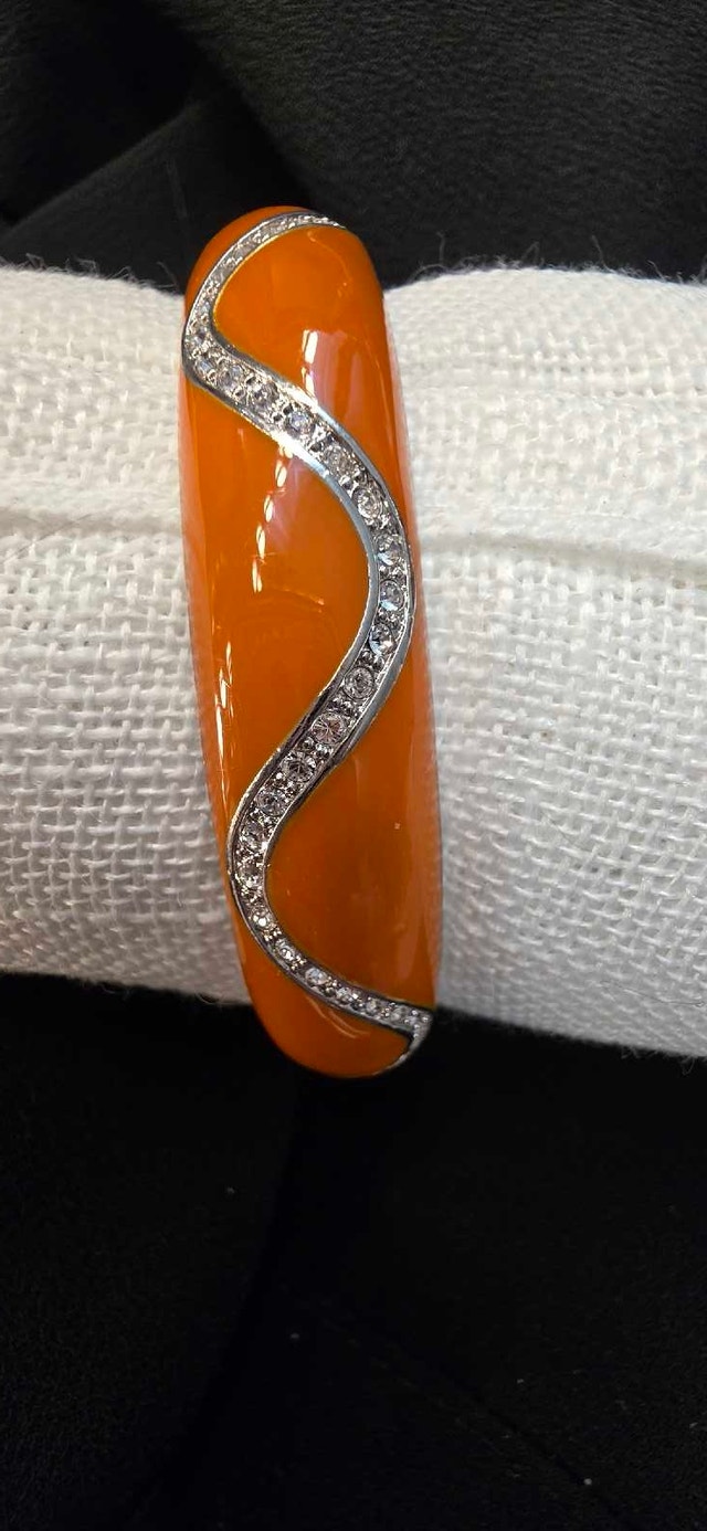 NEW - FAC Enamel & Swarovski crystal bangle - photo 2