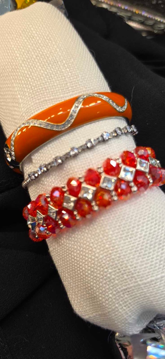 NEW - FAC Enamel & Swarovski crystal bangle - photo 4