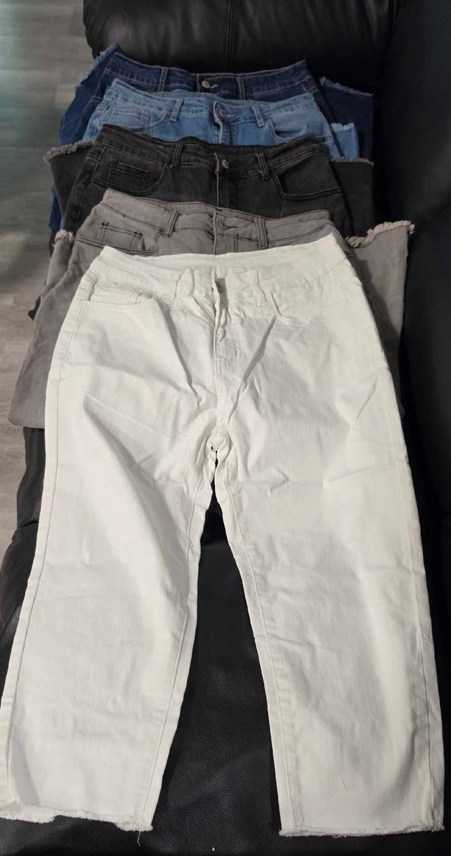 NEW Ladies stretch Capris size 10 - photo 4