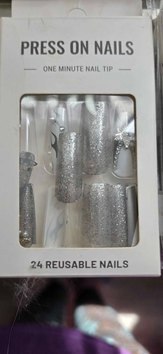 PRETTY PRESS ON NAILS NIP - photo 3
