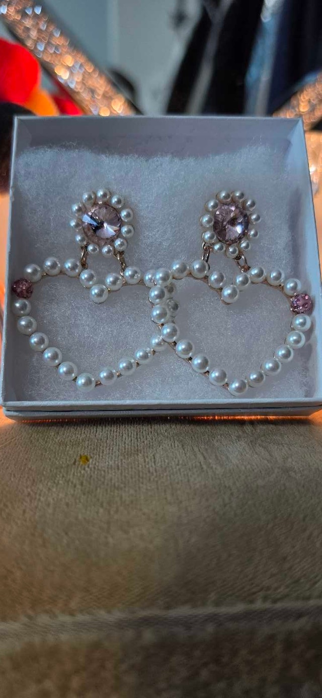 NEW Various pierced earrings never worn - photo 3