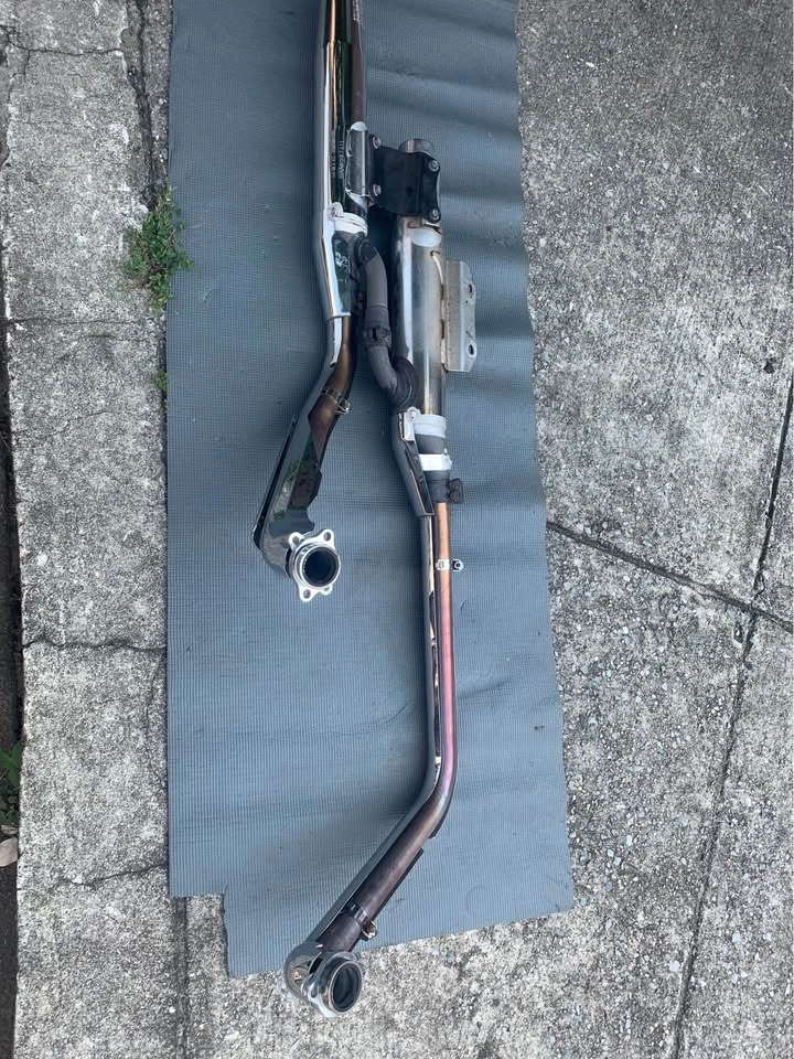VTX 1300T Stock Exhaust (2009) - photo 2