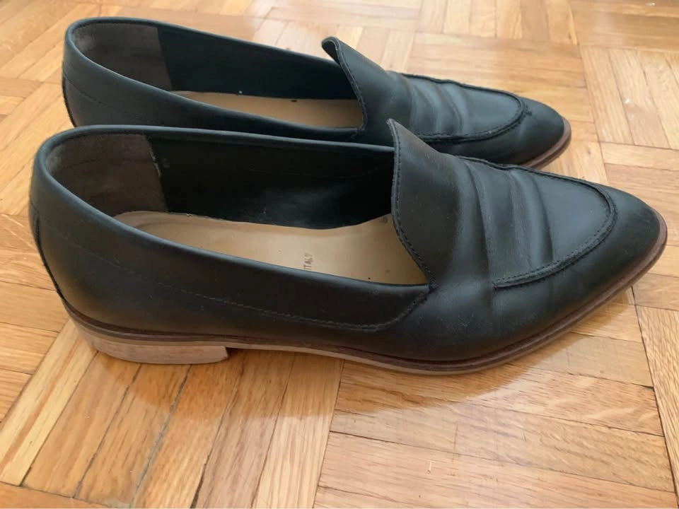 Women’s Leather Shoes Made in Italy (size 6 1/2) - photo 2