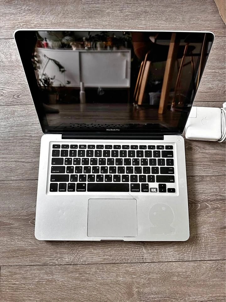 MacBook Pro 13” Mid 2009 – Parts / As-Is (Working)