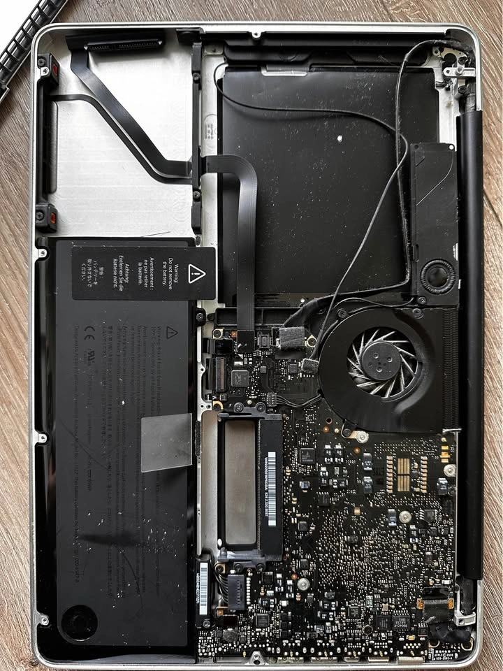 MacBook Pro 13” Mid 2009 – Parts / As-Is (Working) - photo 5