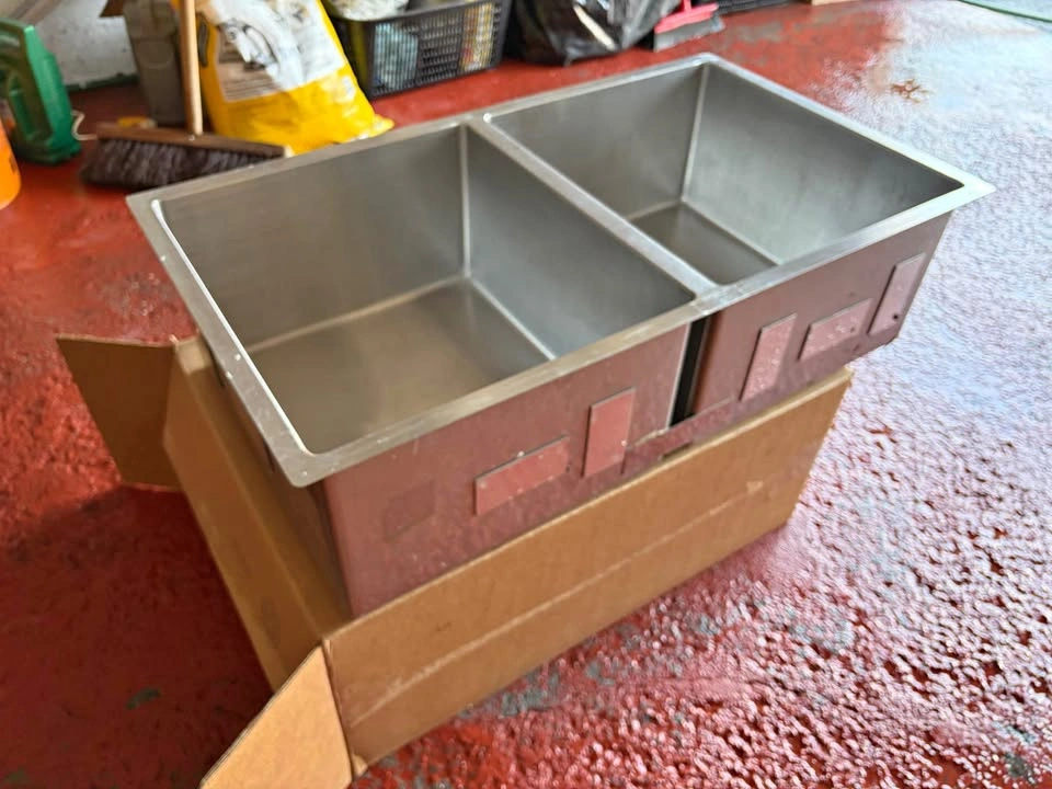 Kohler strive 32” under mount sink