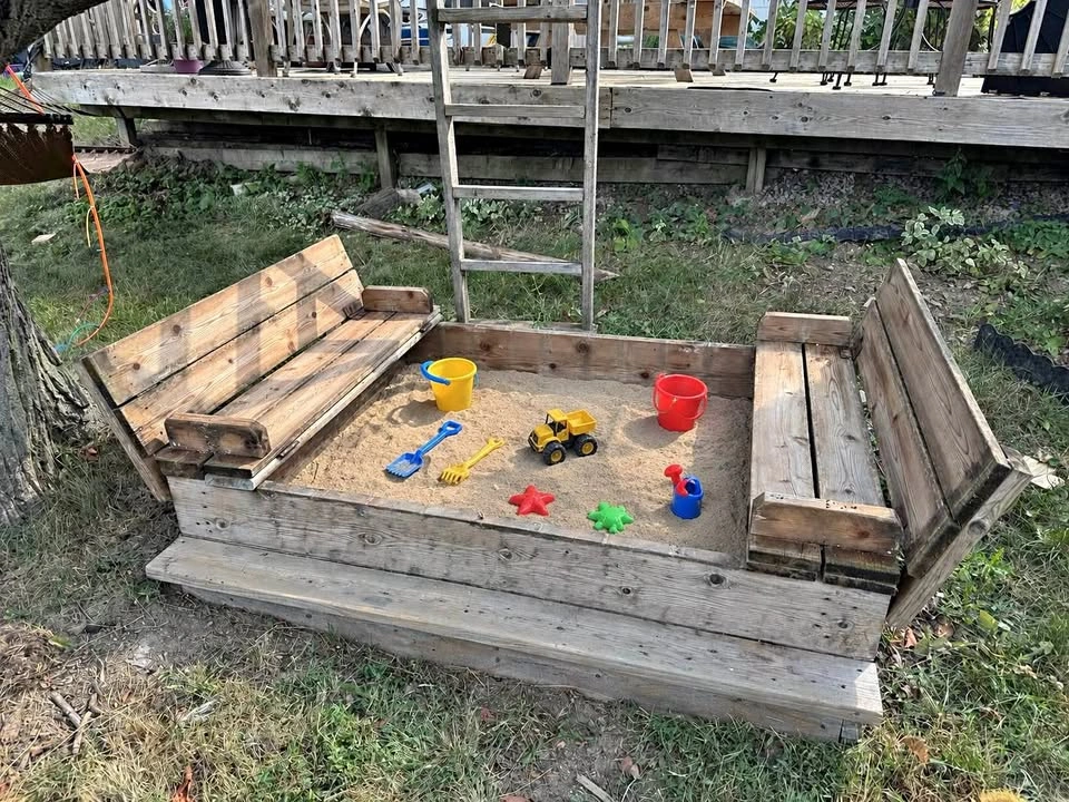 Solid Cedar Sandbox with Folding Benches & Protective Lid