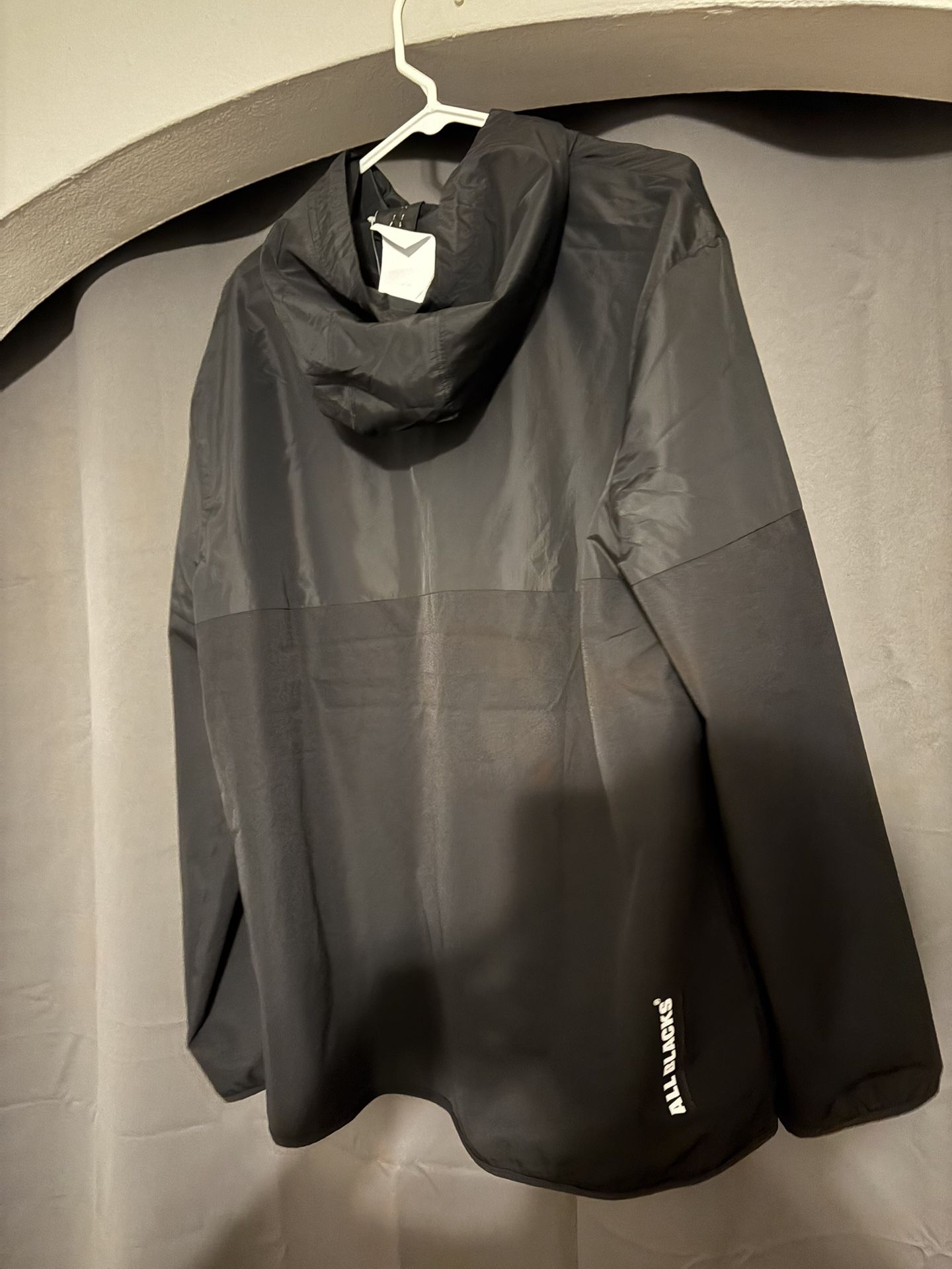 All Blacks Rugby Fall 2026 Men’s Large Windbreaker Jacket - photo 2