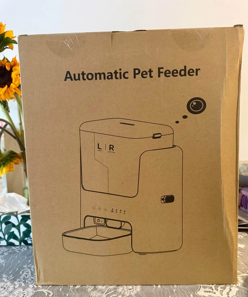 New Dual-Hopper Automatic Feeder for Cats & Dogs - photo 2