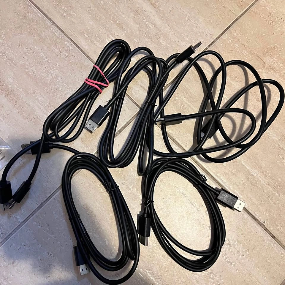 Display port cables