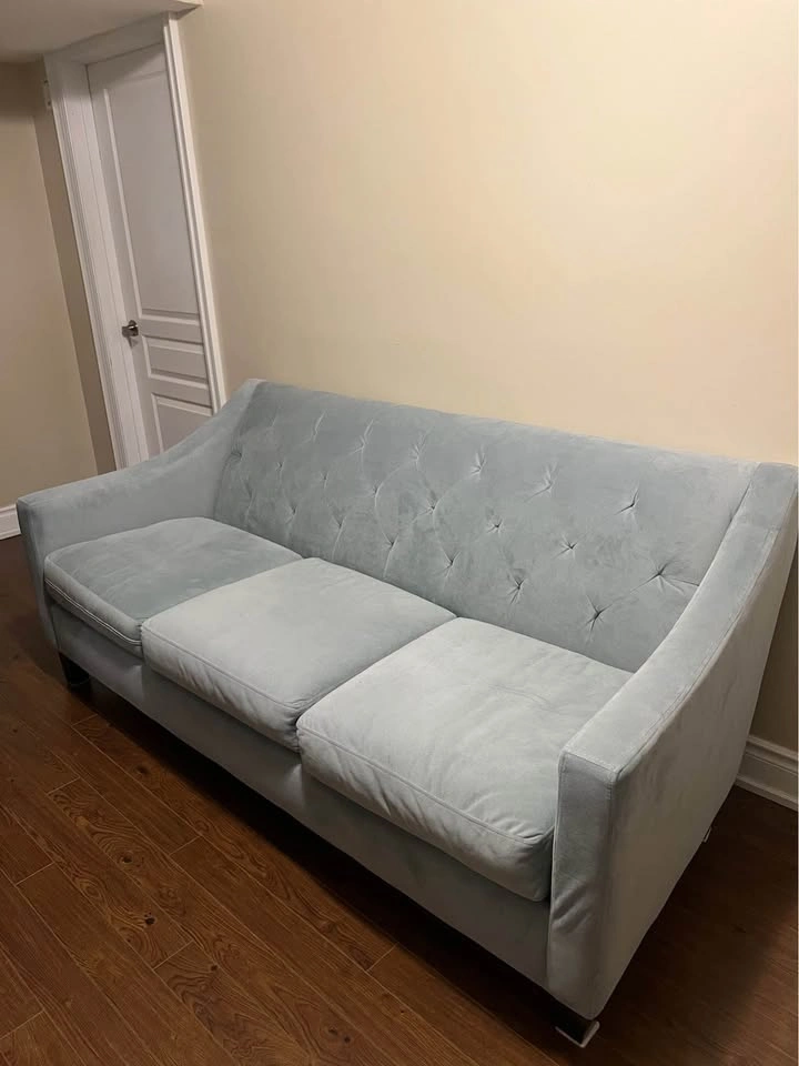 Max Home Corsica Seafoam Tufted Sofa - photo 2