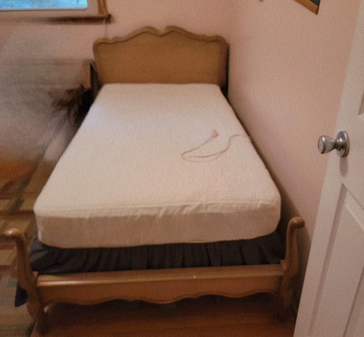 Twin French Provincial Headboard Footboard - photo 4