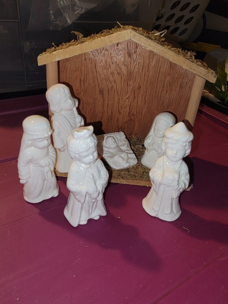 Nativity Set Figurines
