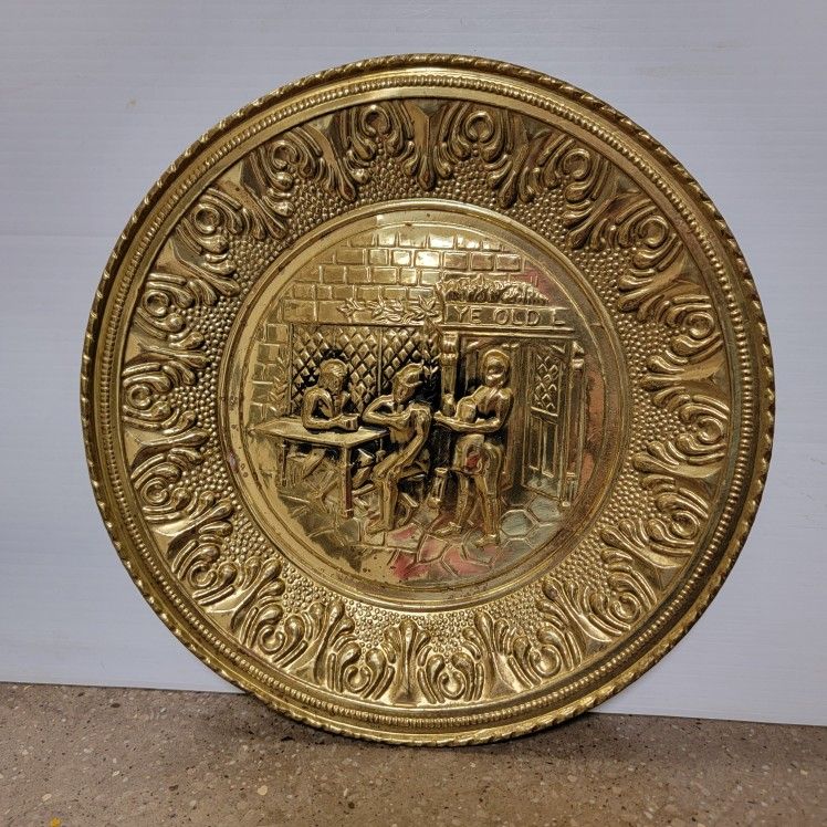 Brass Saloon Inn Plate - photo 3