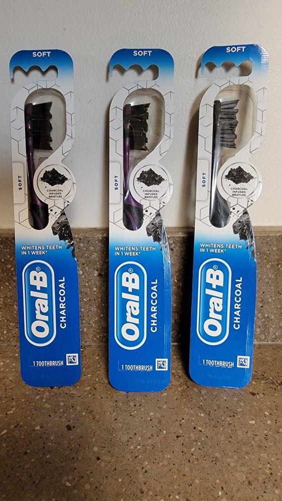 Oral-B Toothbrush Charcoal