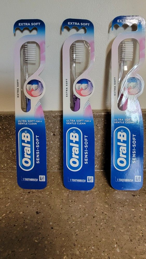 Oral-B Toothbrush Sensi-Soft