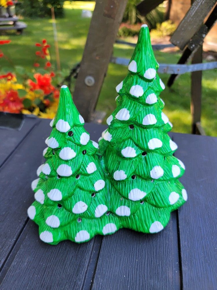 Ceramic Holiday Xmas Trees