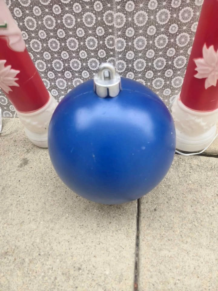Vintage Empire Blow Mold Noel Christmas Candle Pair 39” Tall