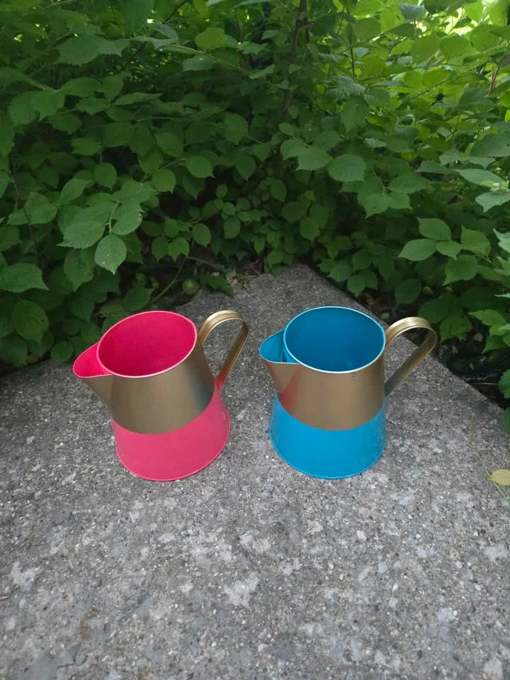 Brand new 2 watering cans - photo 3