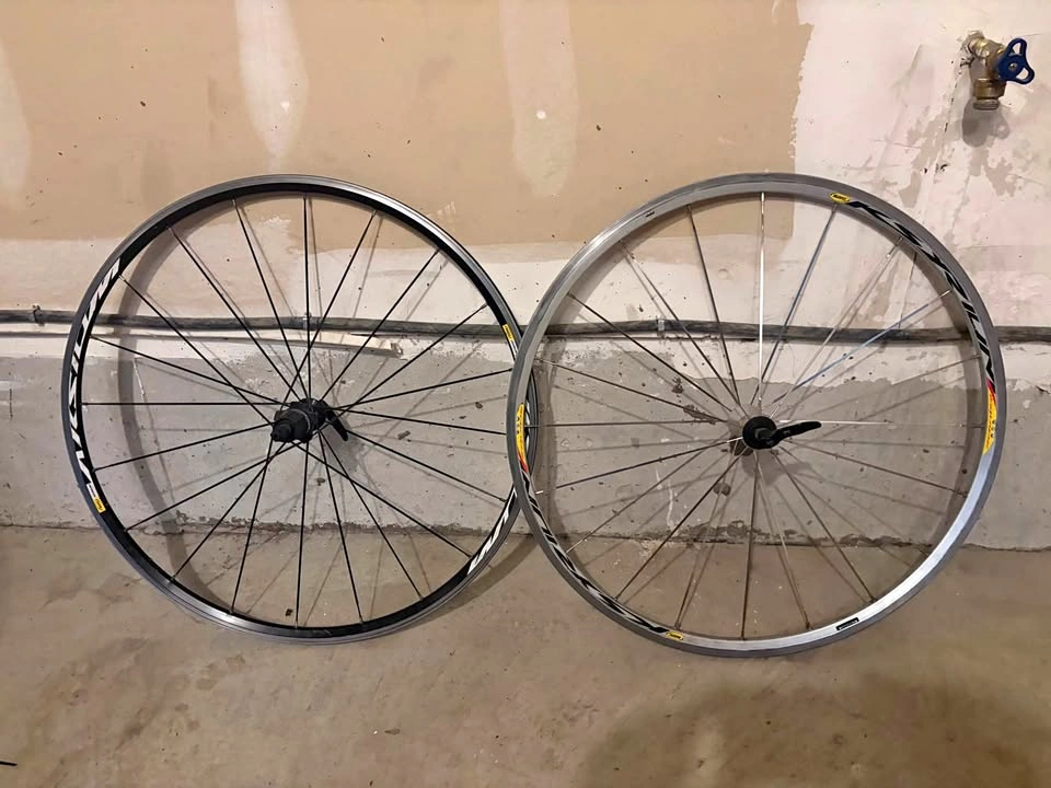 Mavic Ksyrium and Aksium Wheelset 700c
