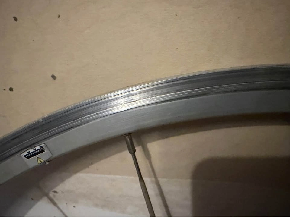 Mavic Ksyrium and Aksium Wheelset 700c - photo 5
