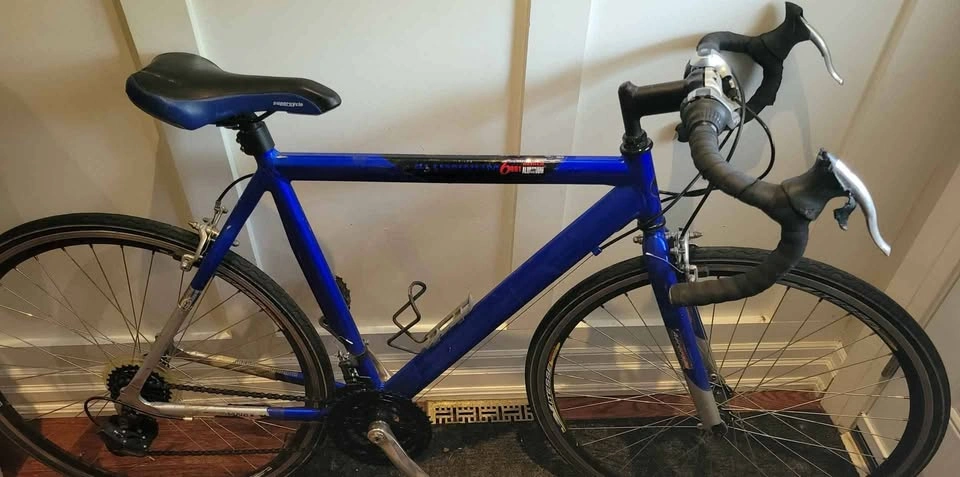 Blue Aluminum 21-Speed Road Bike - Shimano Shifting - photo 2