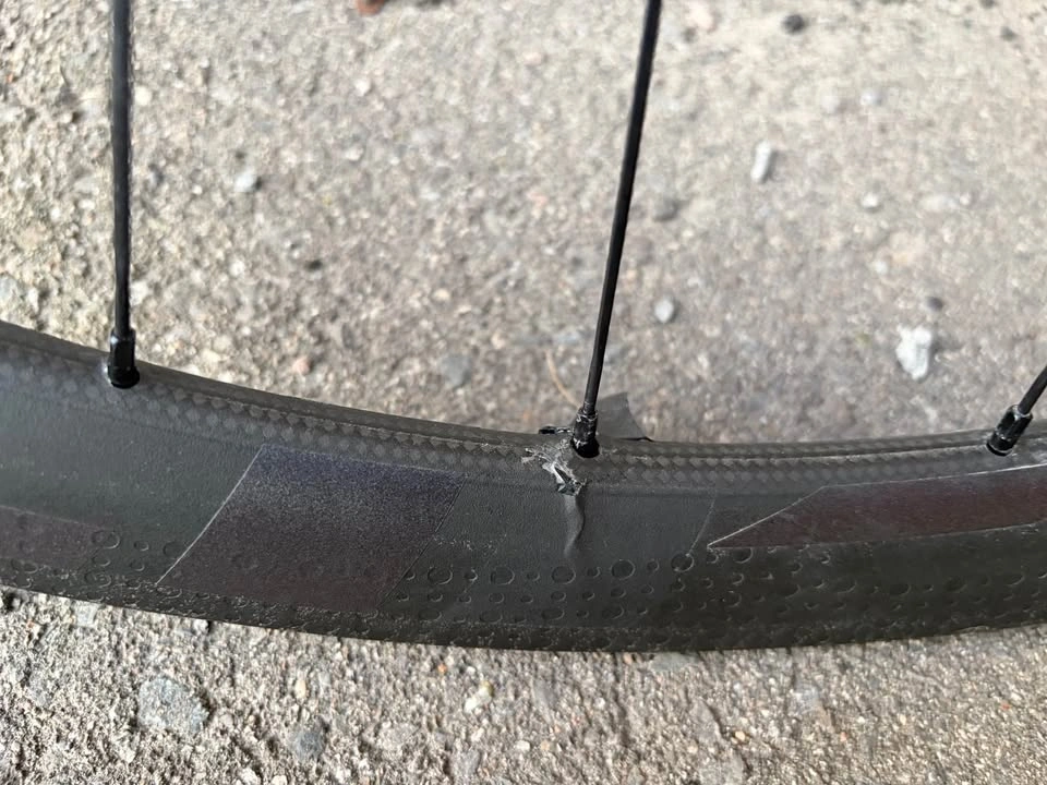 Damaged Zipp 303 Firecrest Rear Wheel - photo 3