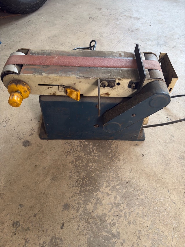 Mastercraft Belt and Disc Sander - 120 Volts