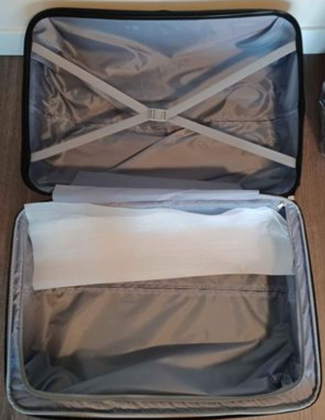 (BRAND NEW) Hardside Spinner Wheels Luggage Set, 2-pk EXPANDABLE - photo 3