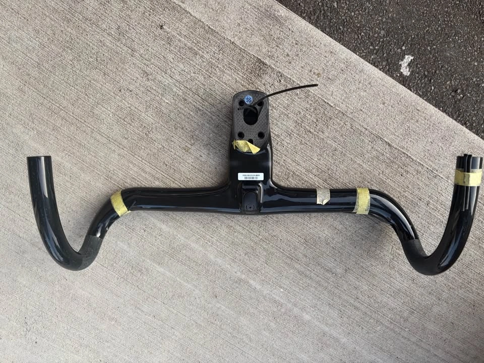 Factor 44cm Carbon Integrated Handlebar - photo 3