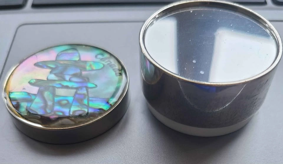 Canada Inukshuk Abalone Shell Pill Box - photo 4