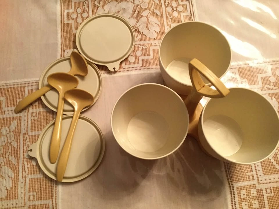Tupperware server - photo 3