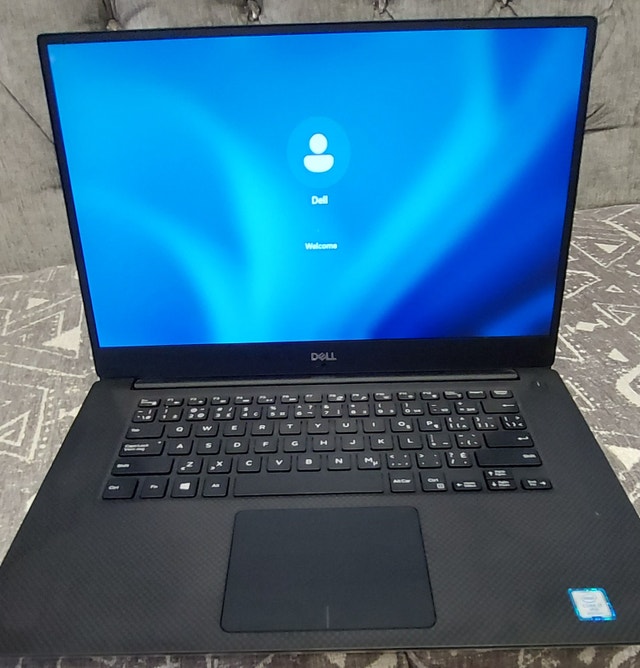 Dell Precision 5530 Laptop