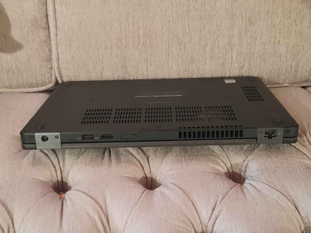 Dell Latitude 5490 Laptop - photo 4