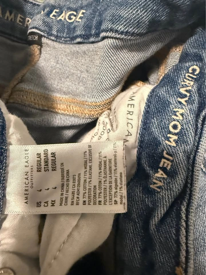 American Eagle size 4 curvy mom jeans - photo 3