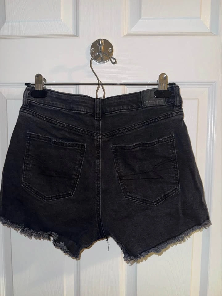 American Eagle size 4 black mom shorts - photo 2