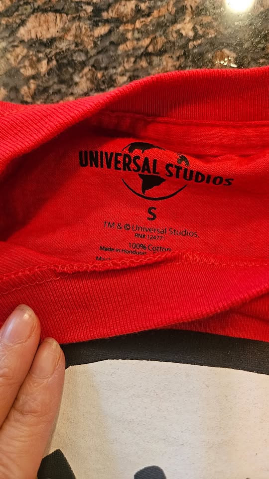 Universal Studios Thing 1 Shirt - photo 2