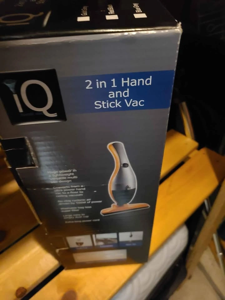 iQ 2 in 1 Hand and Stick Vac - photo 3