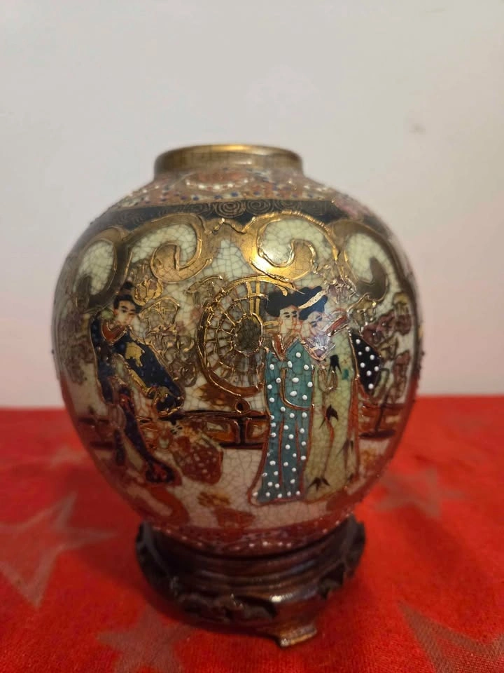 Vintage Satsuma Vase - photo 3