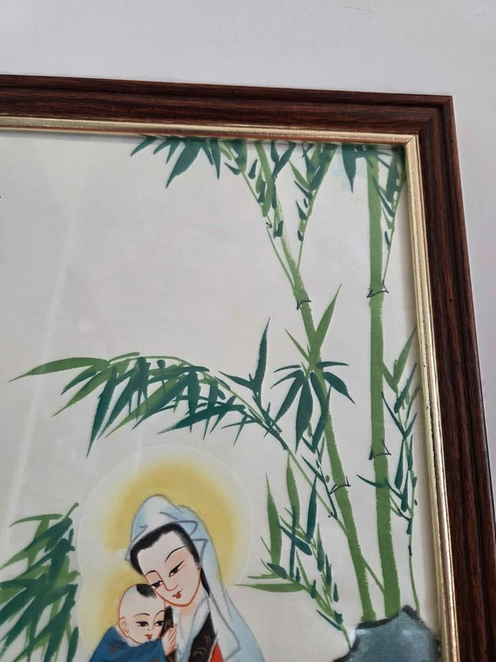 Guan Yin and Child Painting on Silk - photo 4