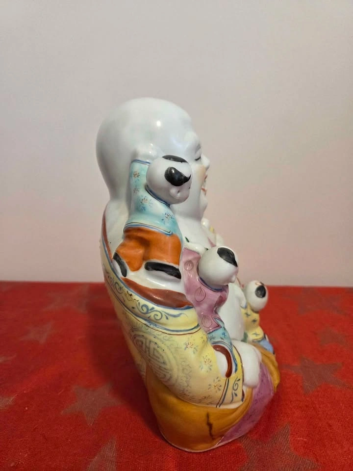 Vintage Chinese Laughing Buddha with five Boys - photo 5