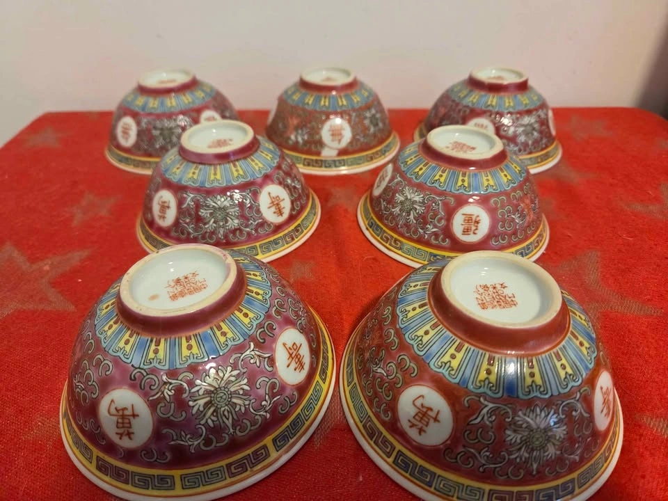 Set of 7 Vintage Jingdezhen Mun Shou Famille Rose Bowls - photo 3