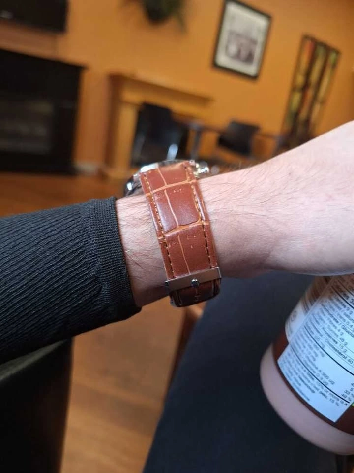 NEW Men's Luxury Quartz Watch with Faux Leather Strap (2 pc Left - photo 4