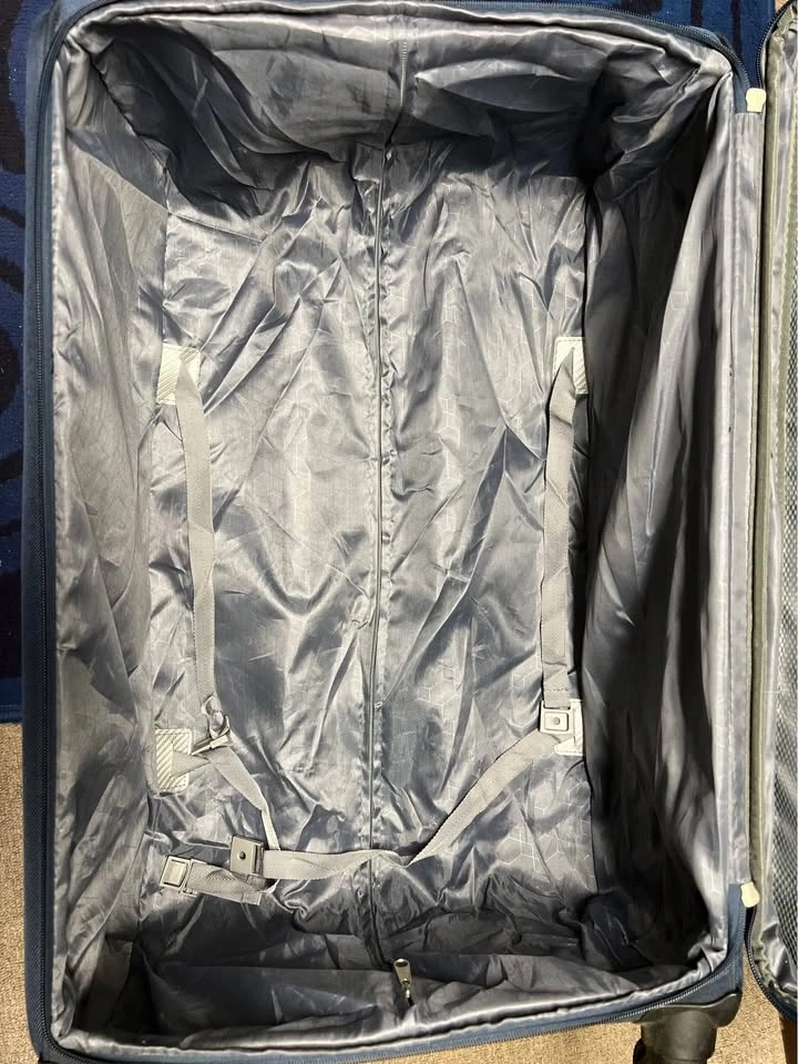 Meisini 24" Navy Blue Softside Spinner Luggage - photo 3
