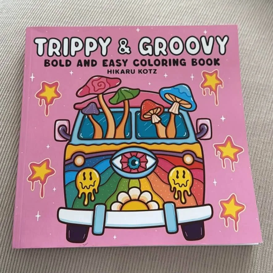 Trippy & Groovy Coloring Book - 30 Designs - photo 4