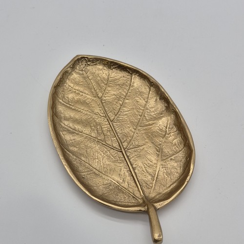 Brass Leaf Shaped Dish Decorative Artistic Design Table Centerpi
