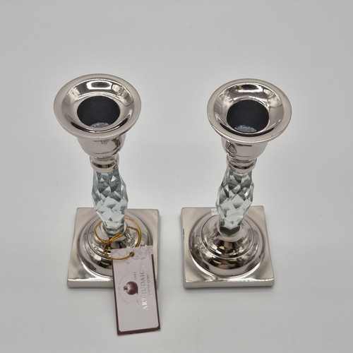 Art Judaica Silver Clear Glossy Metal Glass Candlestick Pair - photo 2