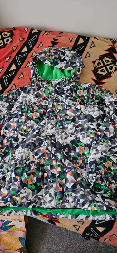 Kids winter jacket - photo 2