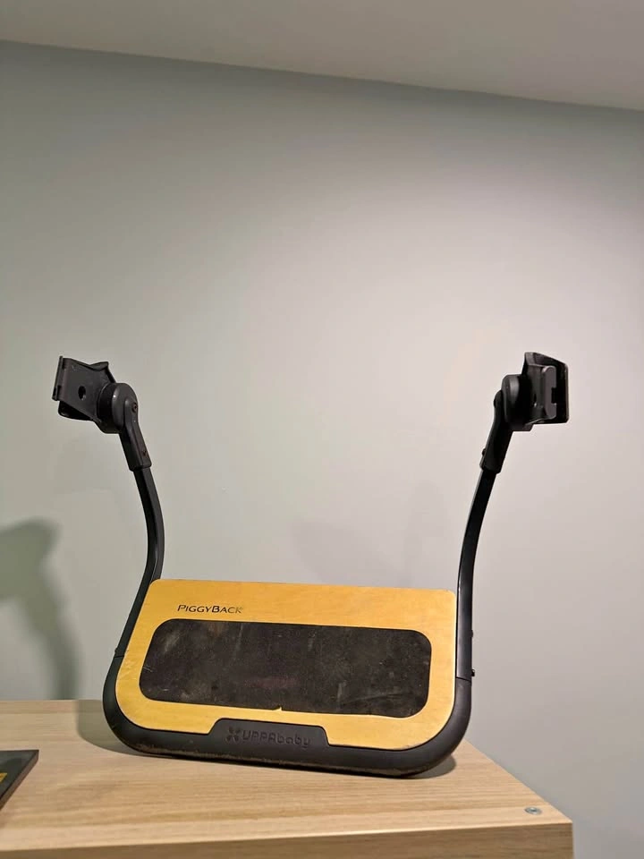 Uppababy vista piggyback ride along board