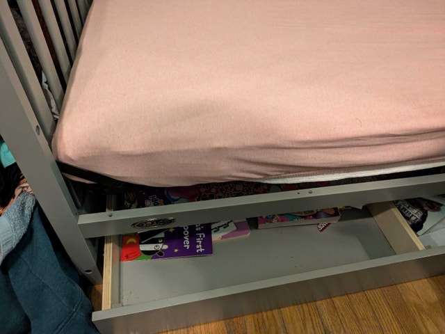 Graco 3-in-1 Crib with Storage Drawer - photo 4